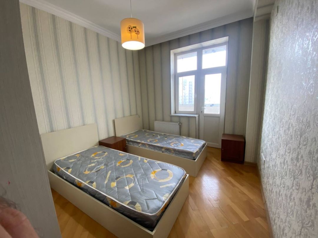 Satılır 3 otaqlı yeni tikili 132 m² — Mənzil, Bakı (6)