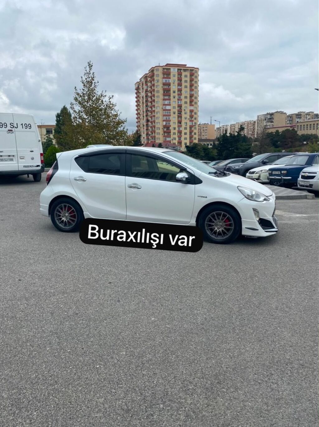 Toyota Aqua Hybrid – ağ rəngli, şəhər üçün ideal kompakt hetçbek 99-SJ-199 — Avtomobillər, Bakı (10)
