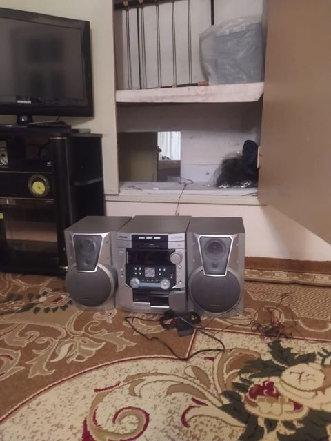 Sony mini Hi‑Fi musiqi mərkəzi - 2 ayrı akustik kolonla kompakt — Şəki