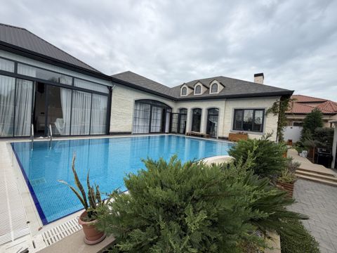 Satılır 6 otaqlı həyət evi/bağ evi 210 m² — Bakı