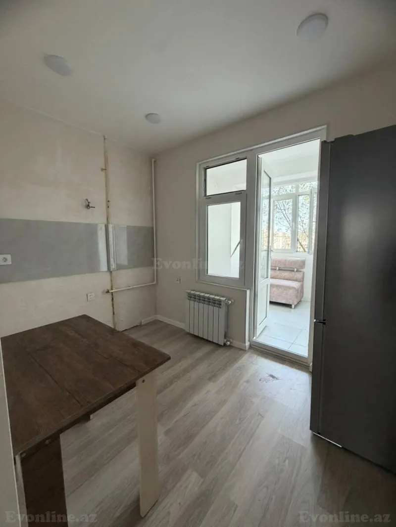 Satılır 2 otaqlı Mənzil Köhnə tikili 65 m² Bakı, Xətai r., Əhmədli m — Mənzil, Bakı (4)