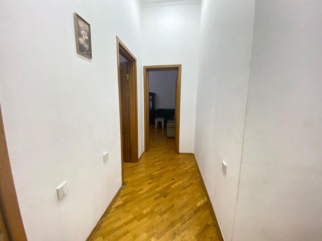 İcarəyə verilir 3 otaqlı köhnə tikili 110 m² — Mənzil, Bakı (12)