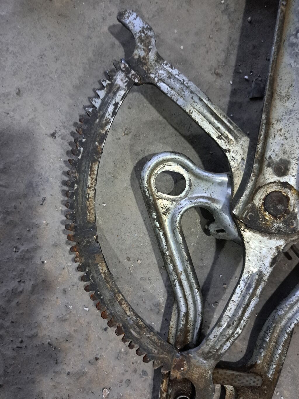 Sağ ön, Mercedes-Benz 124, Almaniya — Kuzov hissələri, Digah (3)