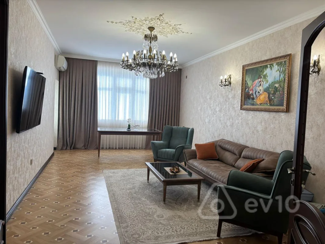4 otaqlı mənzil, 165 m², Aqa Nemətulla küc — Bakı