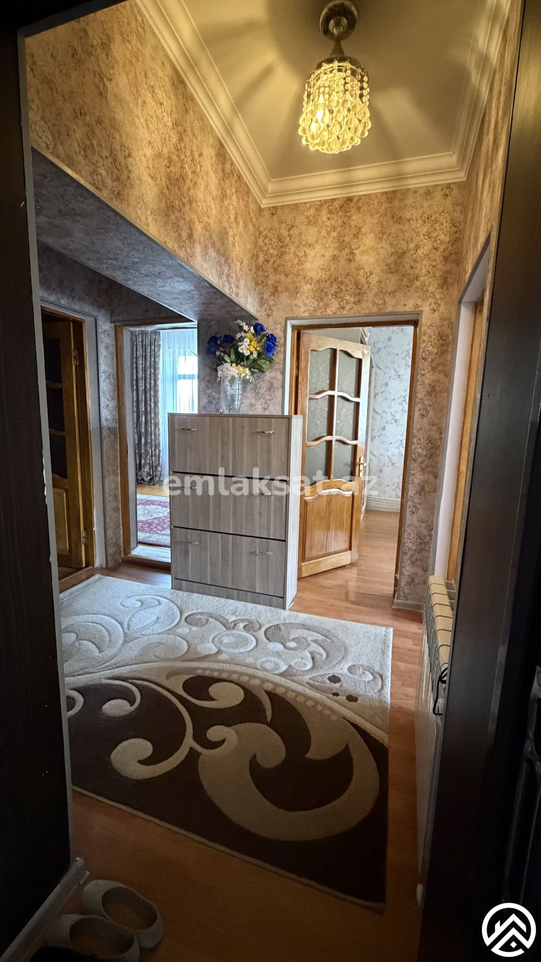 Satılır 4 otaq köhnə tikili 78 m², Avtovağzal metrosu — Mənzil, Bakı (12)