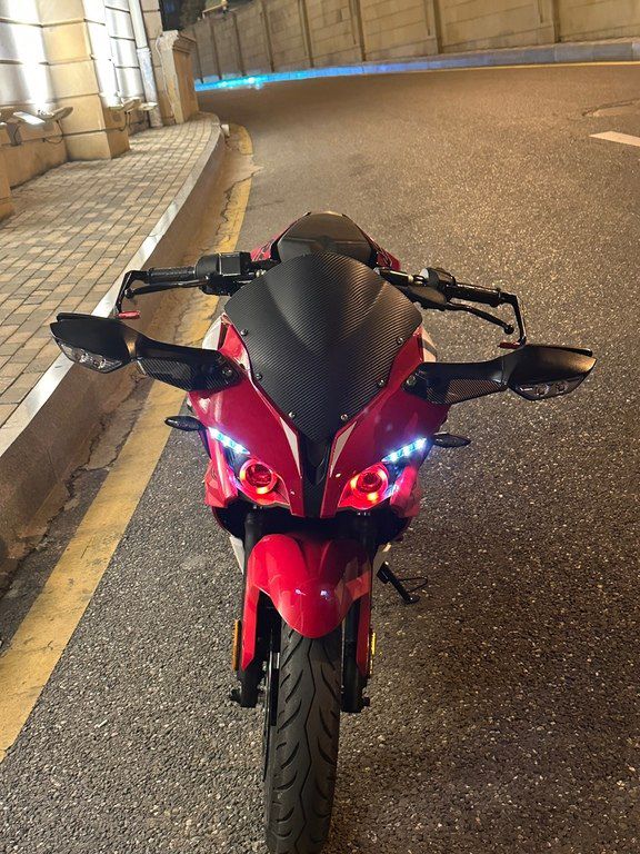 Bajaj Pulsar RS 200, 200 sm3, 2026 il, 1 500 km — Motosikletlər, Bakı (6)