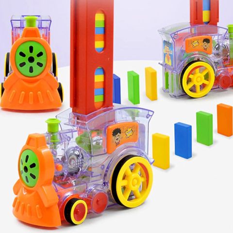 Domino qatar oyunu Electric Domino Train, səs və işıq effektləri ilə — Bakı