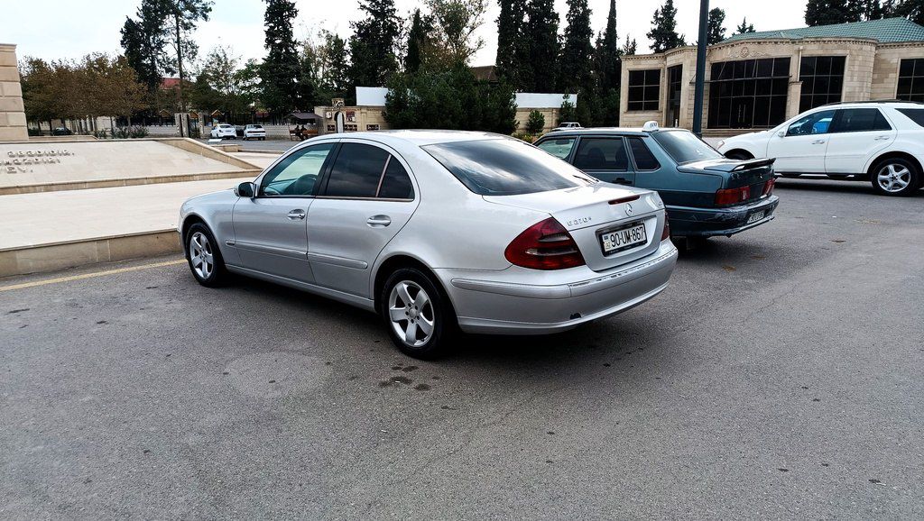 Mercedes E 270, 2.7 L, 2003 il, 323 000 km 90-UM-867 — Avtomobillər, İmişli (4)