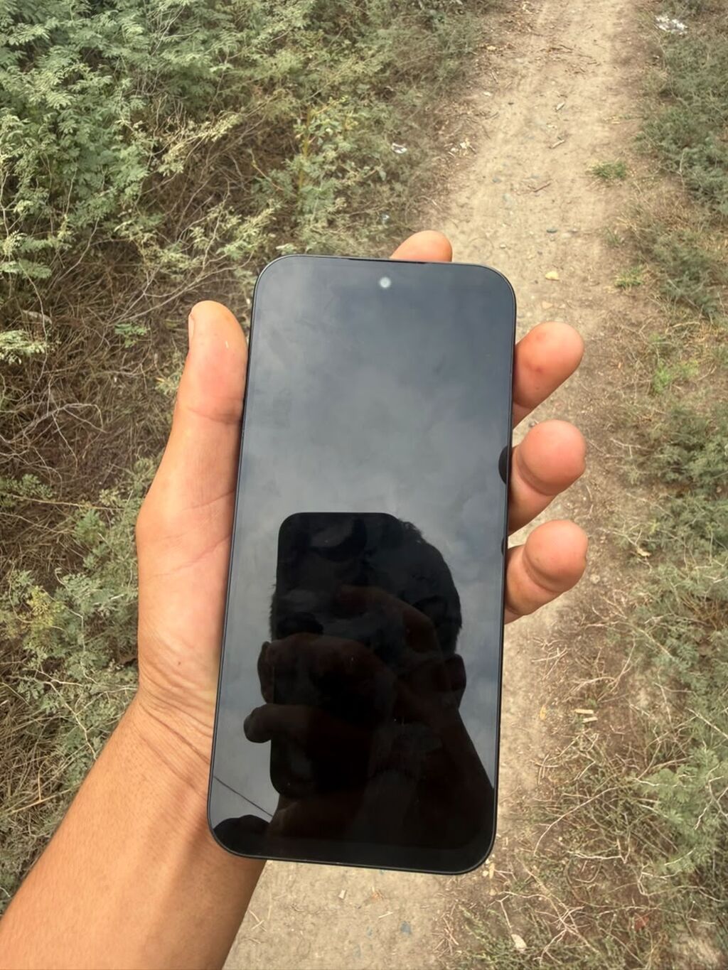 Smartfon – 6,5" təxminən tam ekranlı displey, mərkəzdə ön kamera — Digər smartfonlar, İmişli (6)