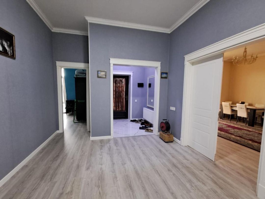 Satılır 4 otaqlı həyət evi/bağ evi 200 m² — Ev, villa, Bakı (12)