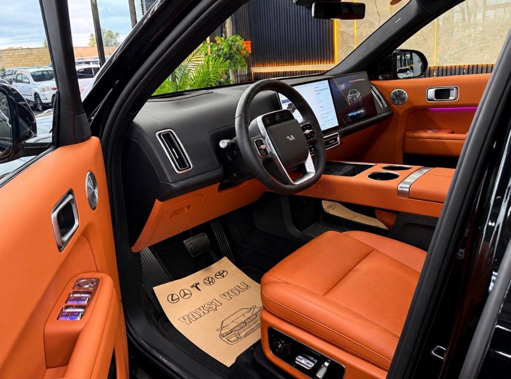 Li Auto L9, 1.5 L, 52.3 kWh, 2025 il, yeni — Avtomobillər, Bakı (5)