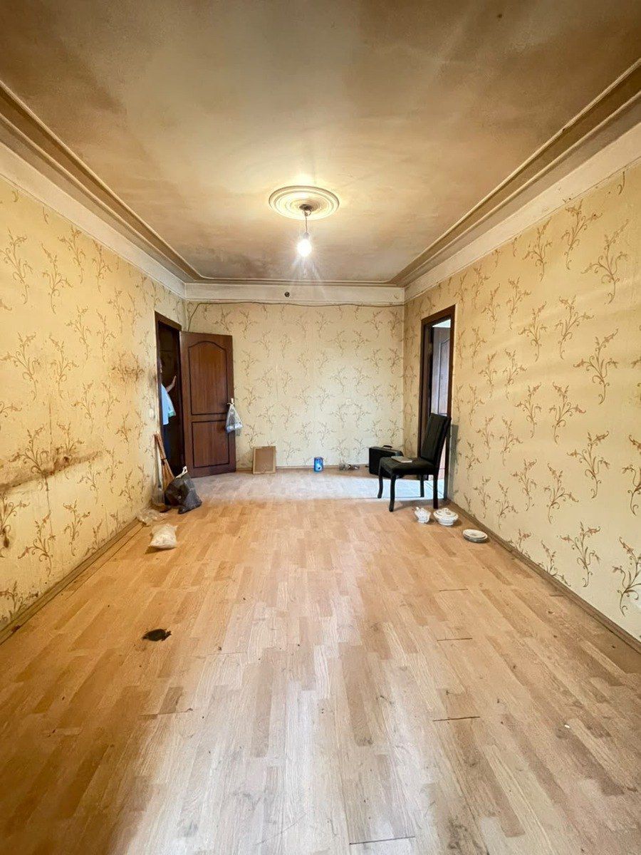 Satılır 2 otaqlı köhnə tikili 50 m² — Mənzil, Bakı (3)
