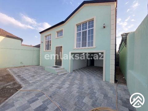 Satılır 4 otaq həyət evi / bağ evi 220 m², Maştağa — Дом, вилла
