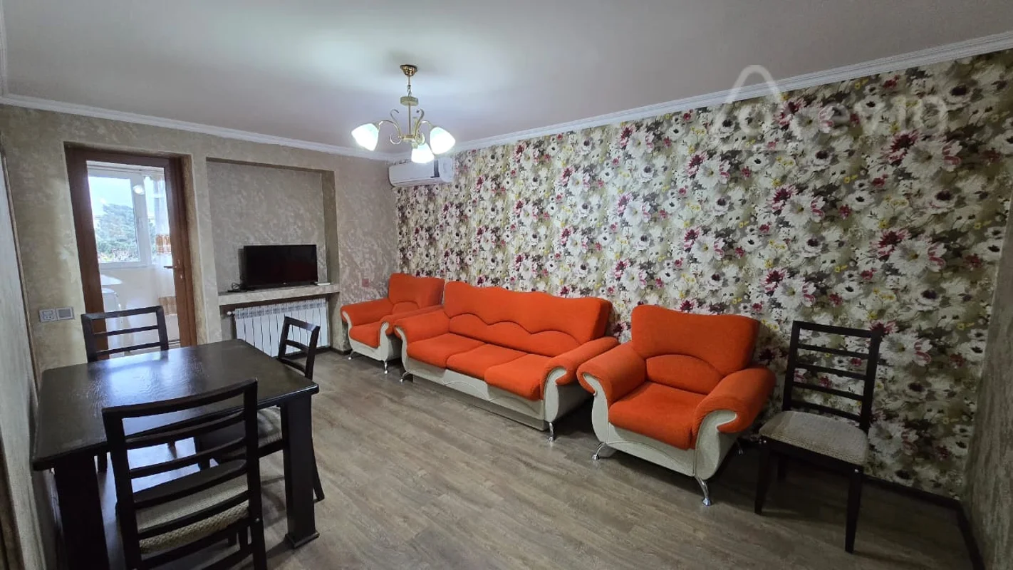 3 otaqlı mənzil, 75 m², Əhməd Rəcəbli kuçəsi — kirayə — Mənzil, Bakı (2)