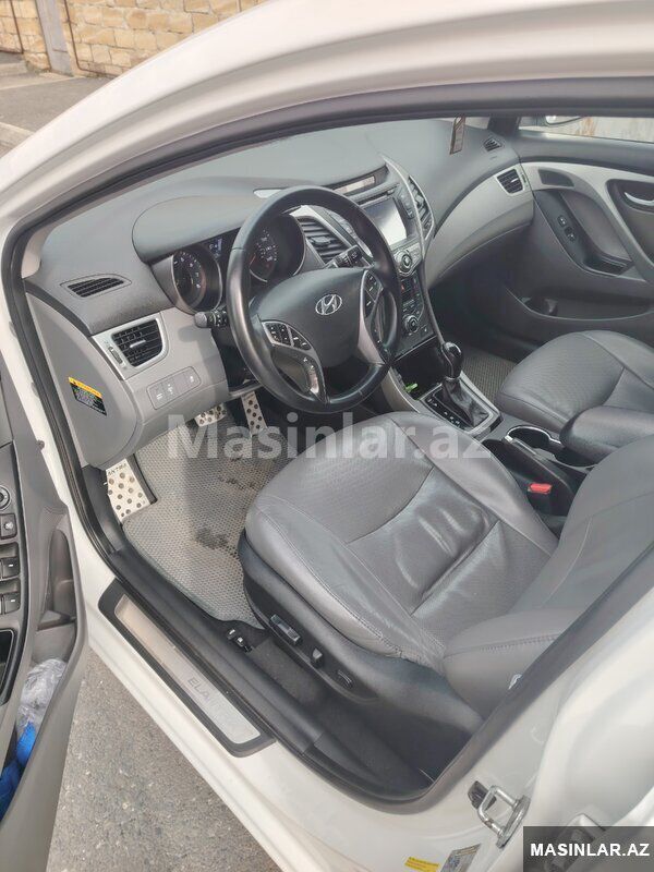 Hyundai Elantra, 2015 il — Avtomobillər, Qax (6)