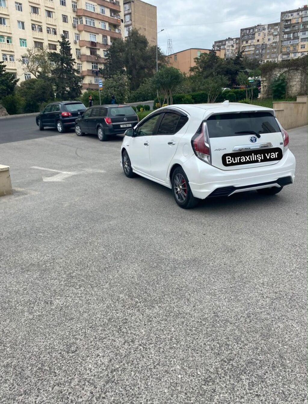 Toyota Aqua Hybrid – ağ rəngli, şəhər üçün ideal kompakt hetçbek 99-SJ-199 — Avtomobillər, Bakı (7)