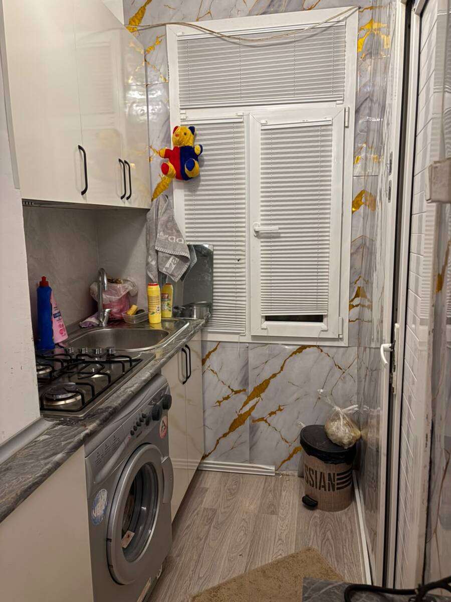 İcarəyə verilir 1 otaqlı köhnə tikili 24 m² — Mənzil, Bakı