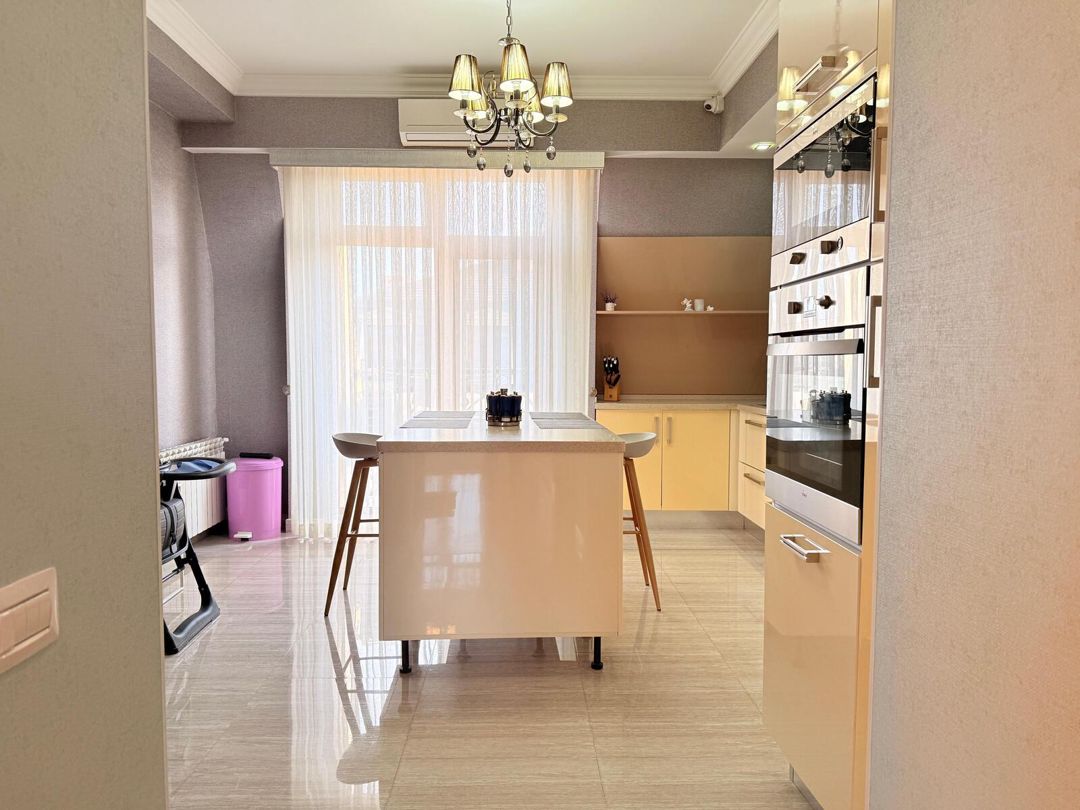İcarəyə verilir 5 otaqlı yeni tikili 210 m² — Mənzil, Bakı (10)
