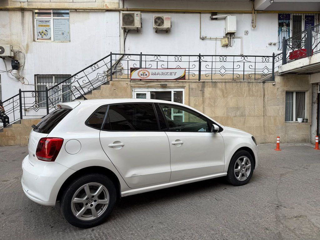 Volkswagen Polo, 1.4 L, 2012 il, 152 000 km 77-TZ-247 — Avtomobillər, Bakı (6)