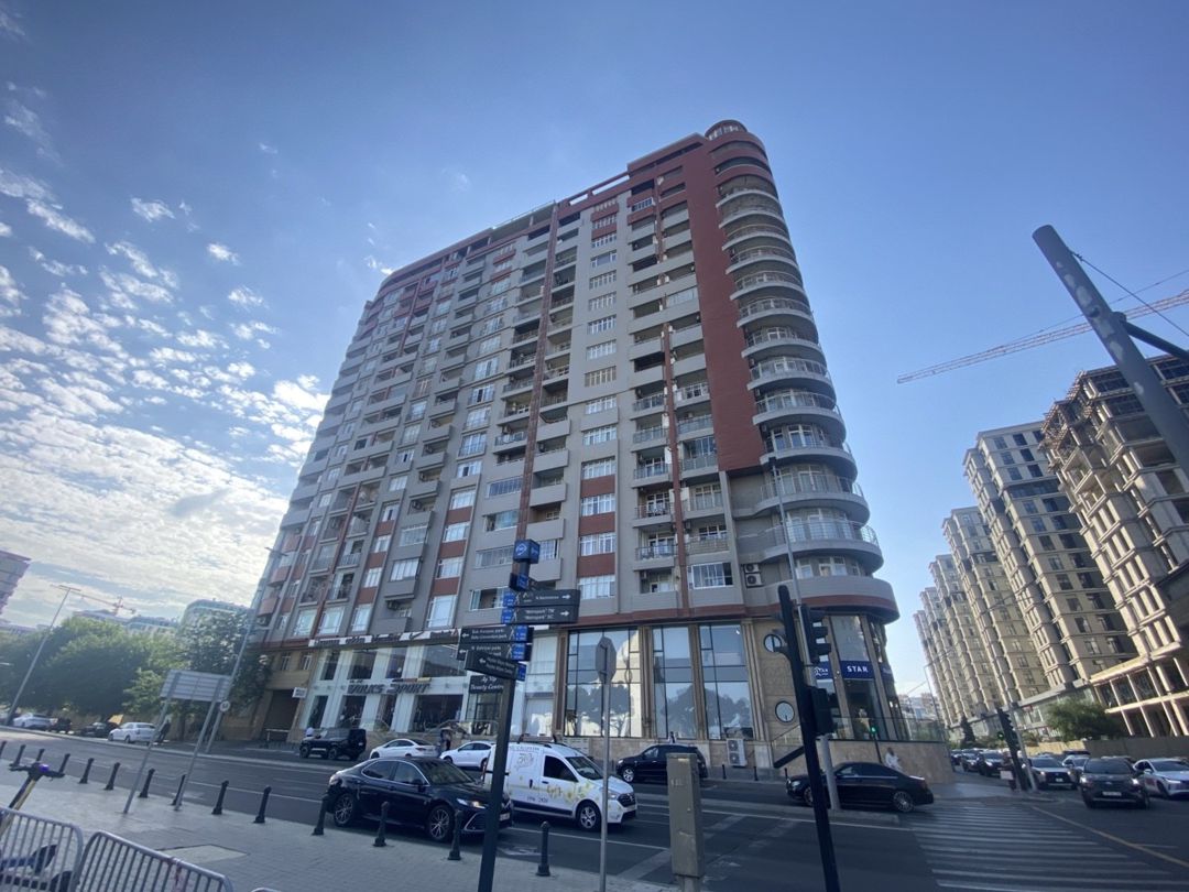 Satılır 3 otaqlı yeni tikili 220 m² — Mənzil, Bakı (11)