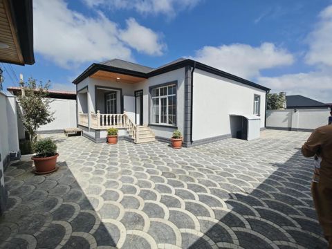 Satılır 4 otaqlı həyət evi/bağ evi 100 m² — Bakı