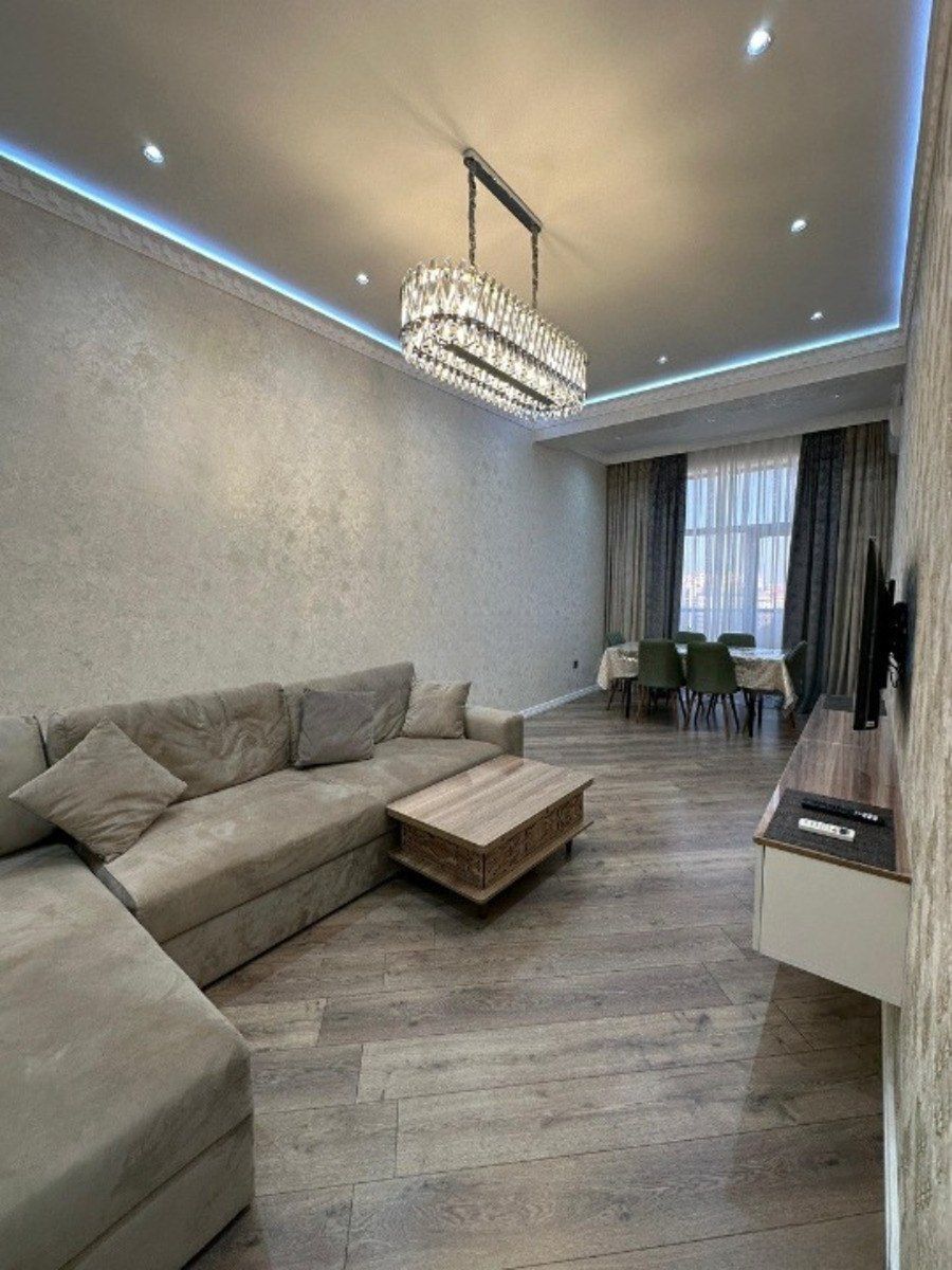 Satılır 3 otaqlı yeni tikili 95 m² — Mənzil, Bakı