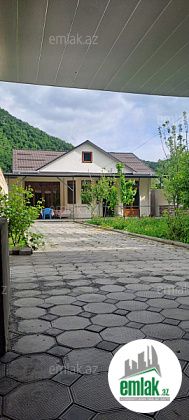 İcarəyə verilir 4 otaqlı 80 m² həyət evi Qax