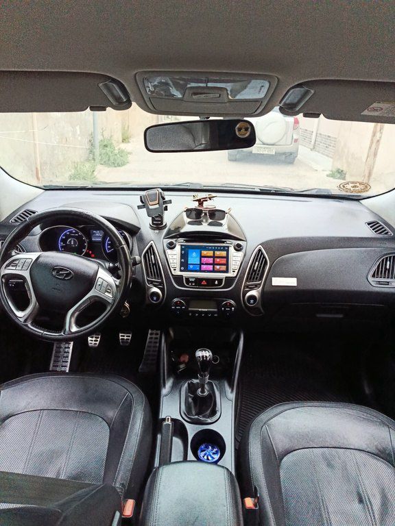 Hyundai ix35, 2.0 L, 2011 il, 215 000 km 77-XL-216 — Avtomobillər, Bakı (5)