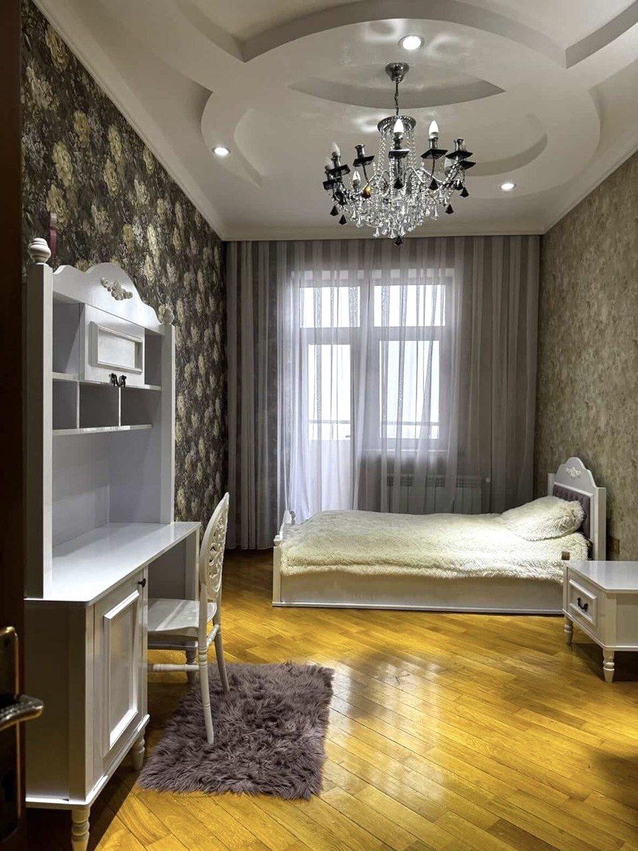 Satılır 4 otaqlı yeni tikili 150 m² — Mənzil, Bakı (11)