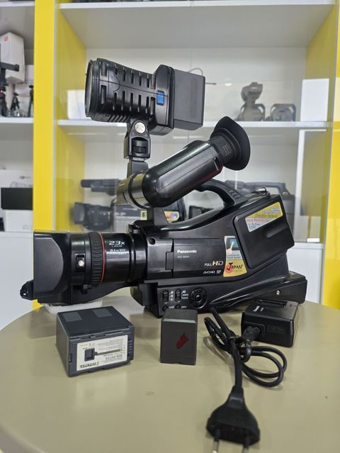 Panasonic HDC-MDH1. üzərində 2 batareka sumkası adaptr 32gb kart — Şəki