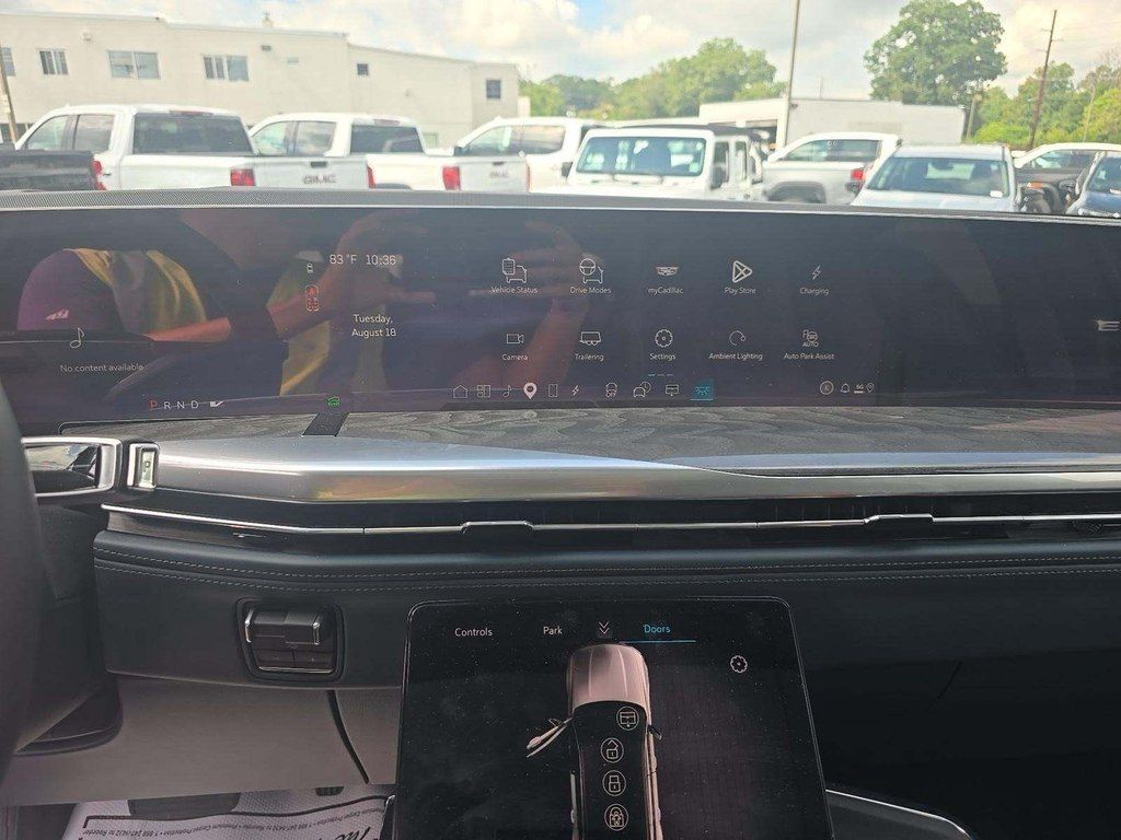Cadillac Escalade iQ, 200 kWh, 2025 il, 11 652 km — Avtomobillər (12)