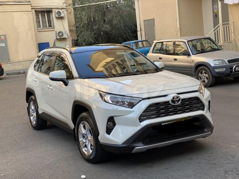 2021 Toyota RAV4, 2021, 92,000 km — Bakı