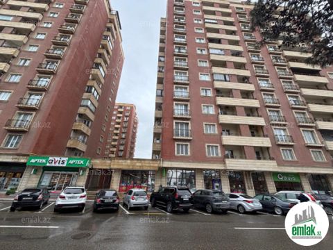 Satılır 3 otaqlı 130 m² yeni tikili 28 May m
