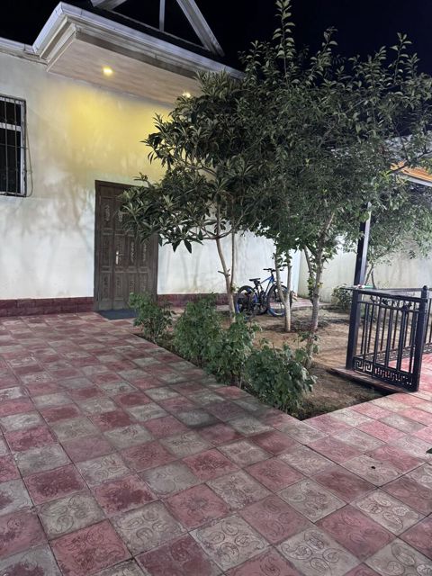 Satılır 3 otaqlı həyət evi/bağ evi 89 m² — Bakı