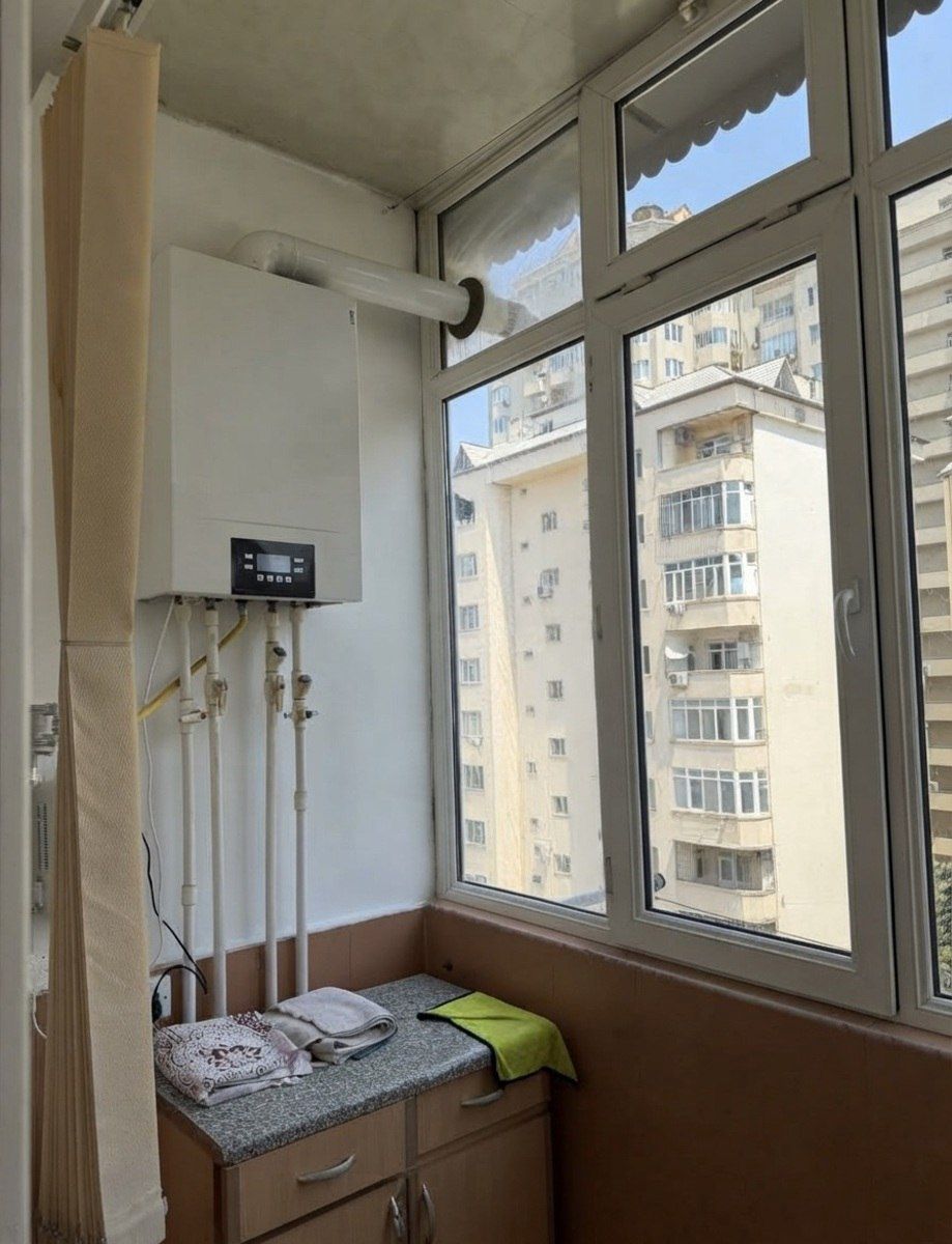 İcarəyə verilir 3 otaqlı köhnə tikili 165 m² — Mənzil, Bakı (8)