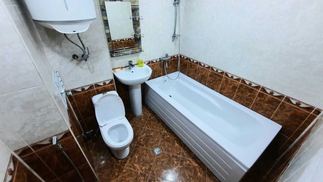 İcarəyə verilir 2 otaqlı köhnə tikili 75 m² — Mənzil, Bakı (12)