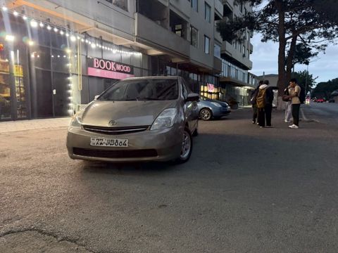 Toyota Prius, 1.5 L, 1.3 kWh, 2007 il, 250 500 km — Bakı