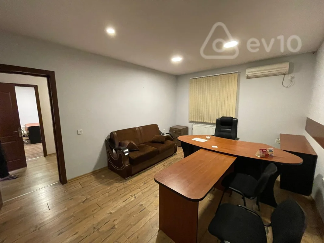 Obyekt, 1300 m², Keşlə qəsəbəsi — kirayə — Əmlak, Bakı (7)