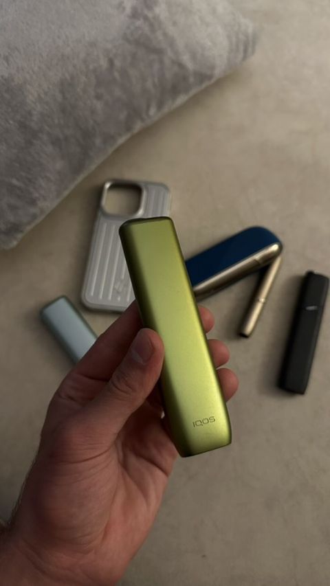 Iqos aksesuarları və cihazları dəsti Təsvir: - Iqos tütünü qızdıran — Bakı