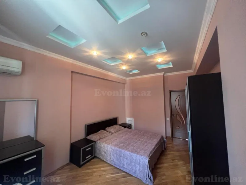 Kirayə verilir 3 otaqlı Mənzil Yeni tikili 140 m² Bakı, Nəsimi r., 28 May m — Bakı