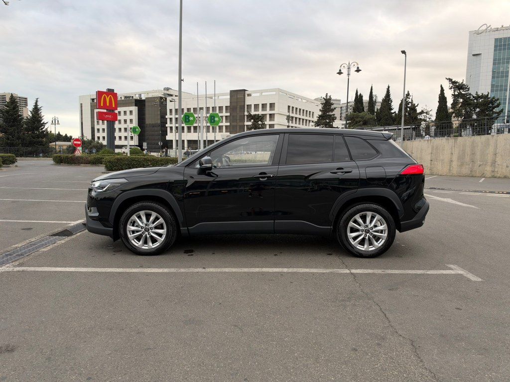 Toyota Corolla Cross, 2.0 L, 1.31 kWh, 2026 il, 3 712 km 77-TC-949 — Avtomobillər, Bakı (3)