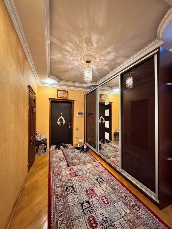 Satılır 4 otaqlı yeni tikili 205 m² — Mənzil, Bakı (12)