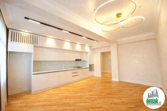 Satılır 3 otaqlı 100 m² yeni tikili Bakıxanov — Mənzil