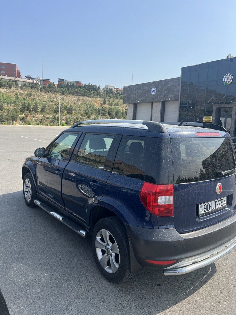 Skoda Yeti, 1.2 L, 2011 il, 264 000 km 90-LT-754 — Avtomobillər, Bakı (4)