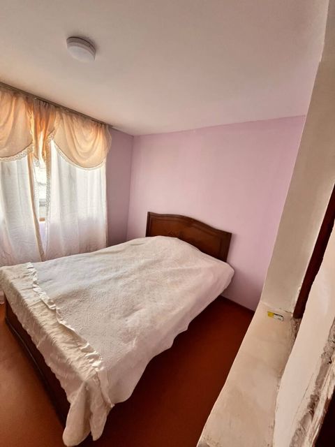 İcarəyə verilir 3 otaqlı köhnə tikili 70 m² — Bakı