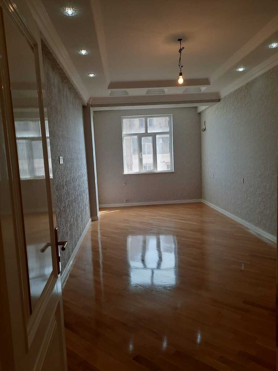 Satılır 4 otaqlı yeni tikili 195 m² — Mənzil, Bakı (9)