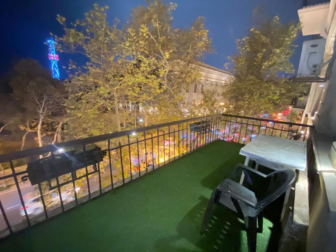 İcarəyə verilir 3 otaqlı köhnə tikili 110 m² — Mənzil, Bakı (5)