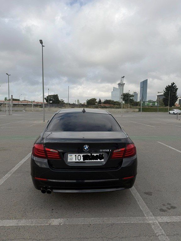 BMW 528, 2.0 L, 2013 il, 139 000 km — Avtomobillər, Bakı (2)