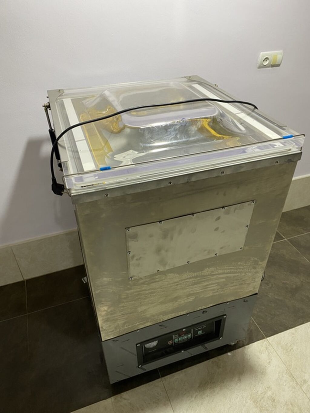Sənaye tipli vakuum qablaşdırma aparatı - Model: Automatic — Stanoklar, Şəmkir (2)