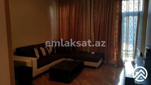 Kirayə (aylıq) 3 otaq köhnə tikili 100 m², Səbail — Həsən — Apartment